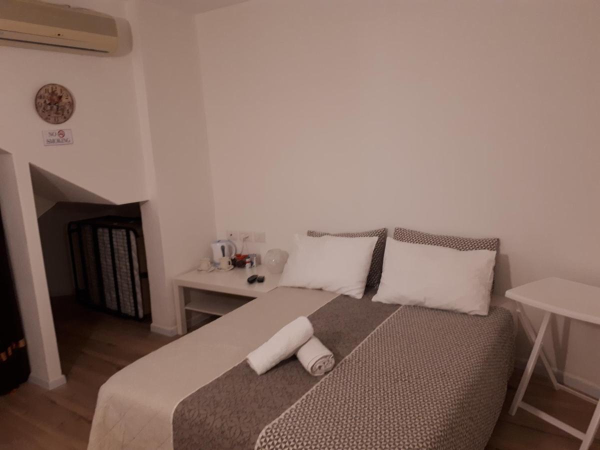 Hotel Etty'S House Petach Tikva Exterior foto
